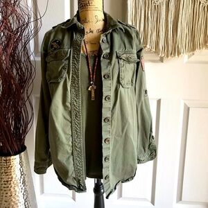 Vintage Fossil Button-down in Army Green